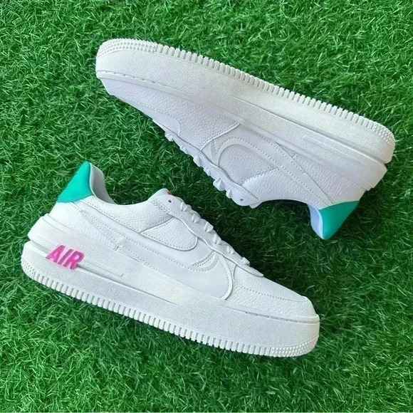 Nike Air Force 1 PLT.AF.ORM - Picture 2 of 8